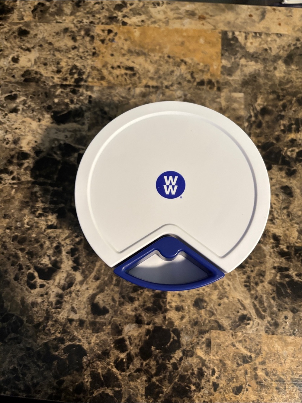 WW Branded White and Blue pull string food processor